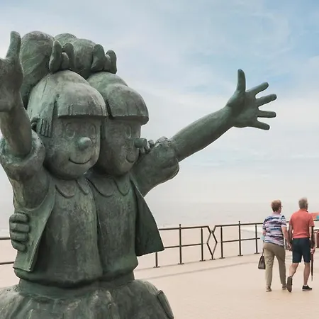 In Belgium Near Seafront & Casino, Cleaning Included