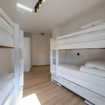 In Belgium Near Seafront & Casino, Cleaning Included Διαμέρισμα