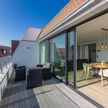 Διαμέρισμα In Belgium Near Seafront & Casino, Cleaning Included *
